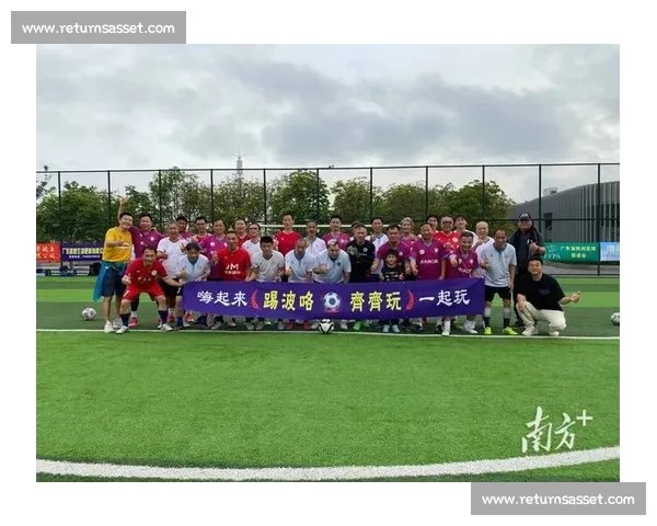 激情对决与战术博弈交织的足球赛事深度评论全景解析与未来走势前瞻